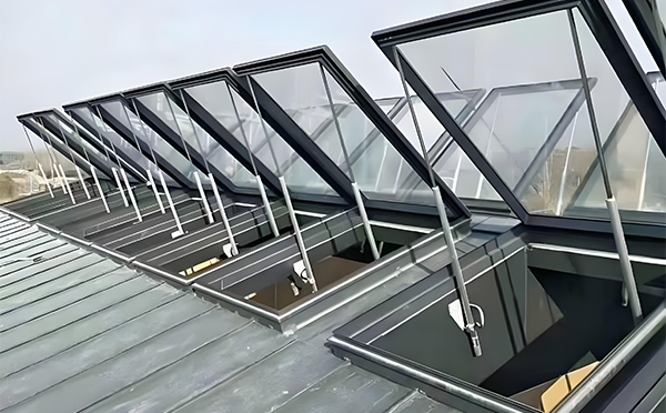 塔城消防排烟窗