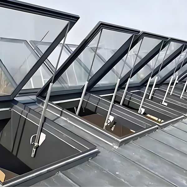 消防塔城排烟窗