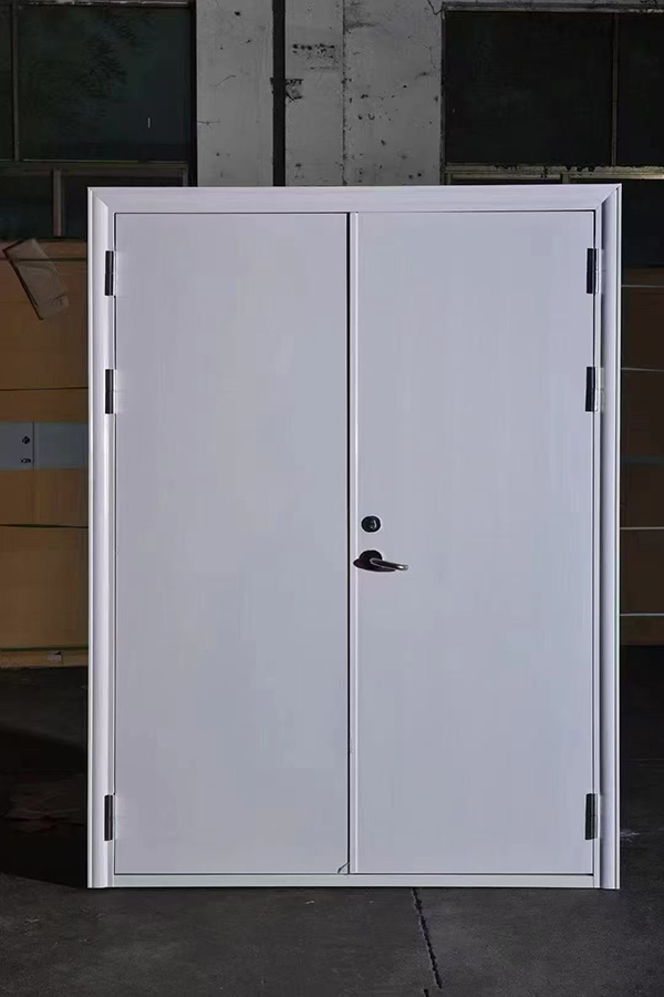 酒店项目完成公共区域塔城防火门布设